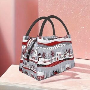 Festive Winter Scene Women's insulated  Bag